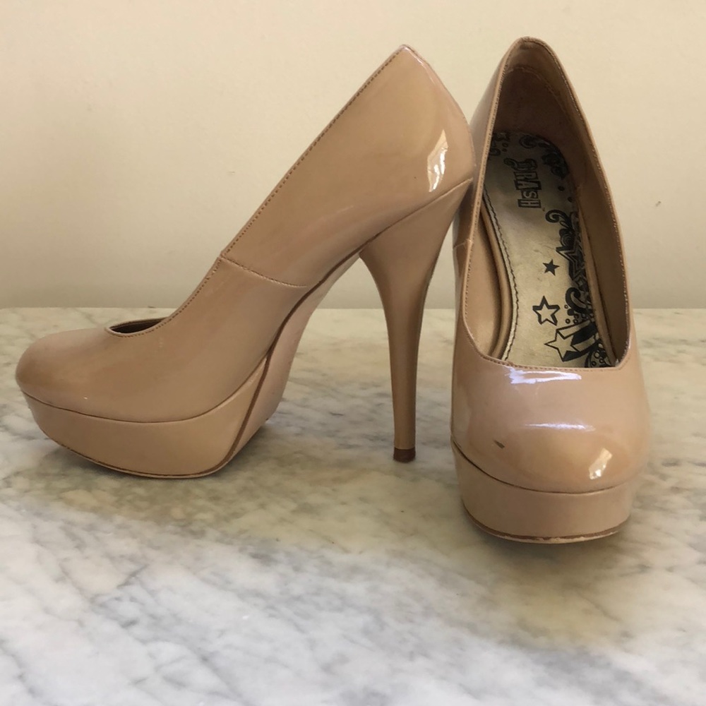 High Heels - Picture 2 of 4